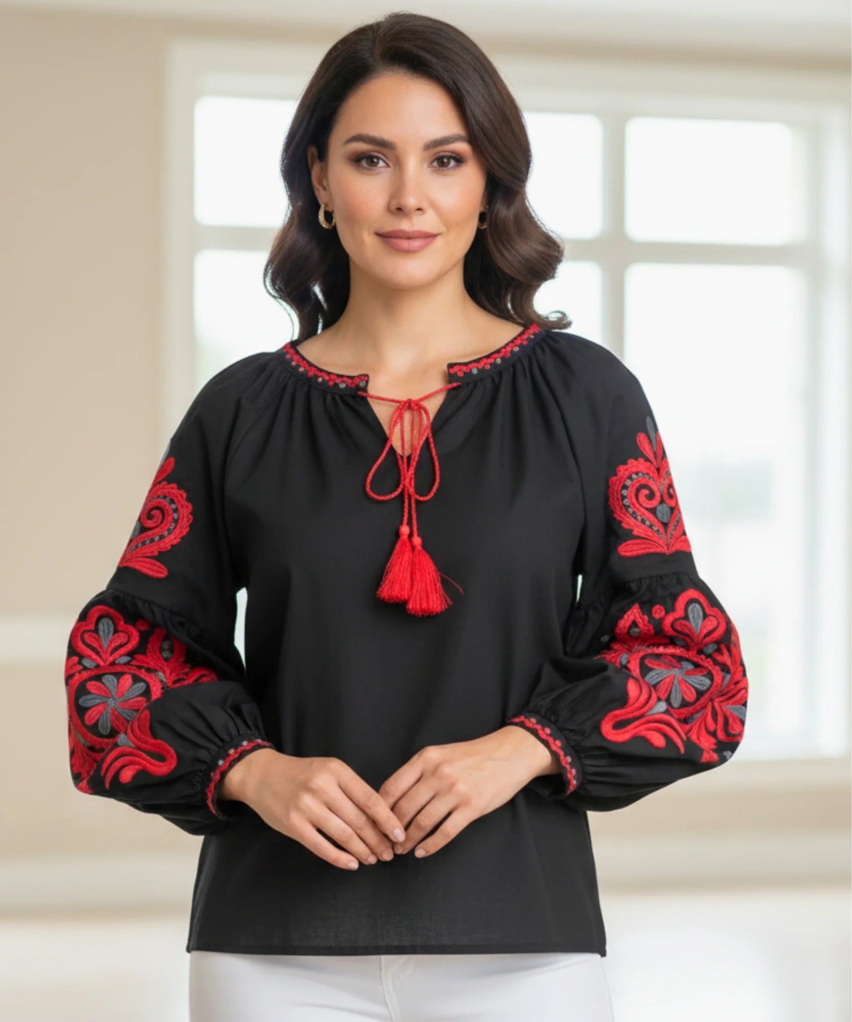 Comprar blusa feminina manga bufante bordada decote canoa elegante casual barato ou em promoção