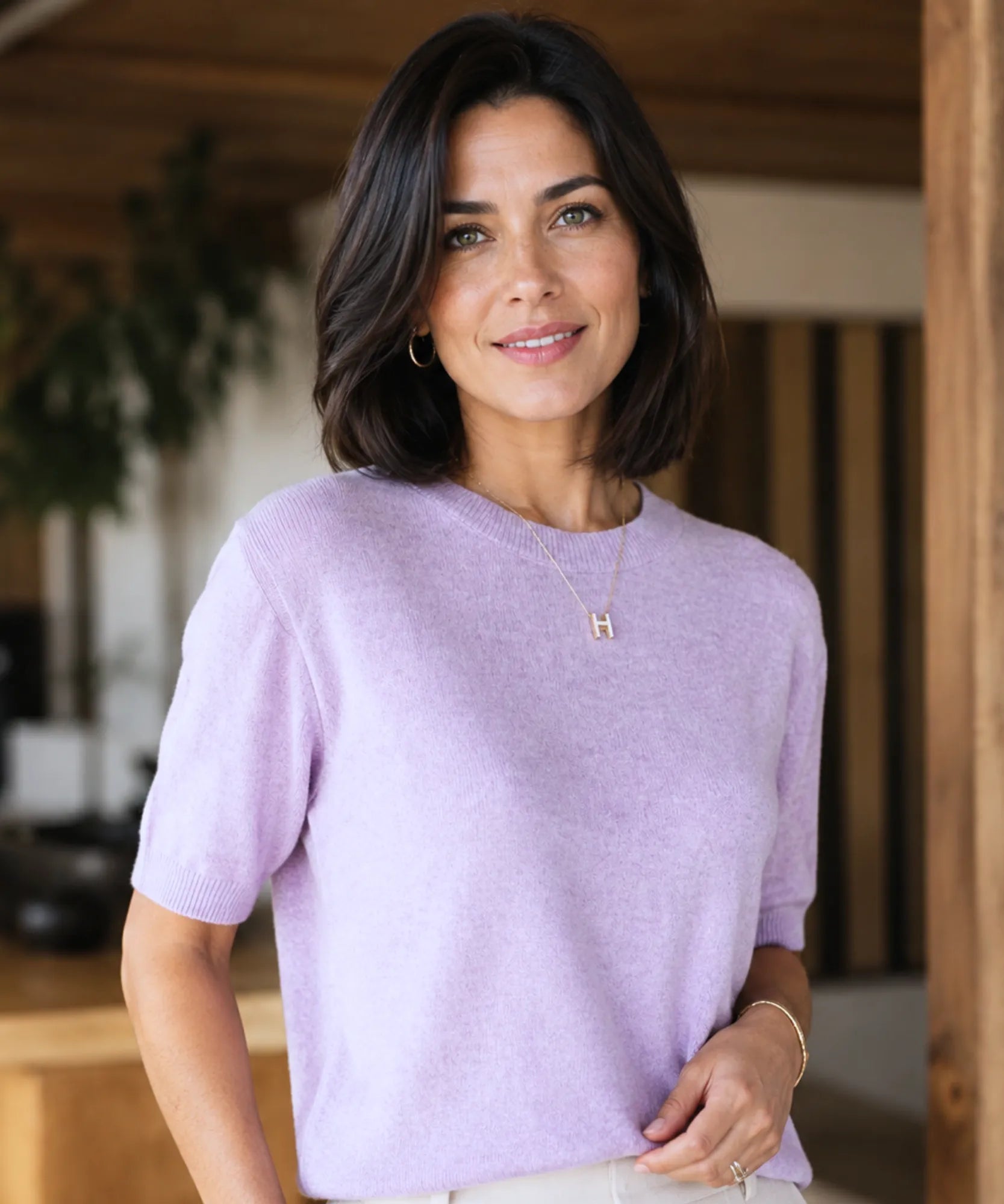 Comprar blusa feminina de tricot modal gola estruturada elegante para looks versáteis no dia a dia ou em ambientes casuais refinados barato ANELLIMN