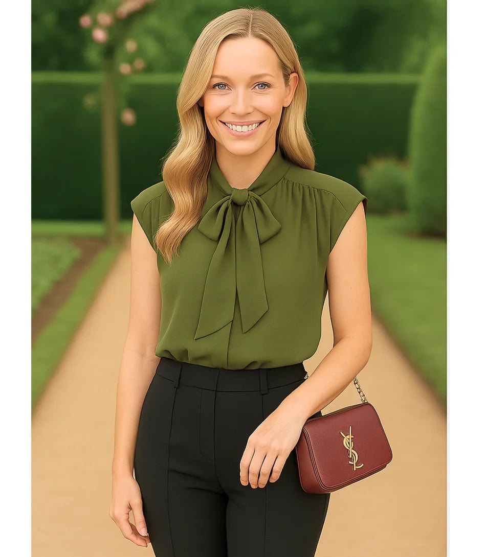 Comprar blusa social feminina em cetim seda verde com laço gola gravata elegante para trabalho e dia a dia em promoção ZARA

