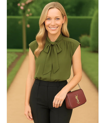 Comprar blusa social feminina em cetim seda verde com laço gola gravata elegante para trabalho e dia a dia em promoção ZARA

