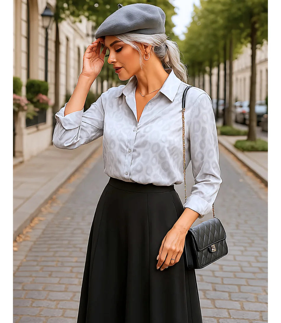 Comprar blusa social feminina em cetim seda cinza para escritório, reuniões e looks casuais refinados em promoção ZARA

