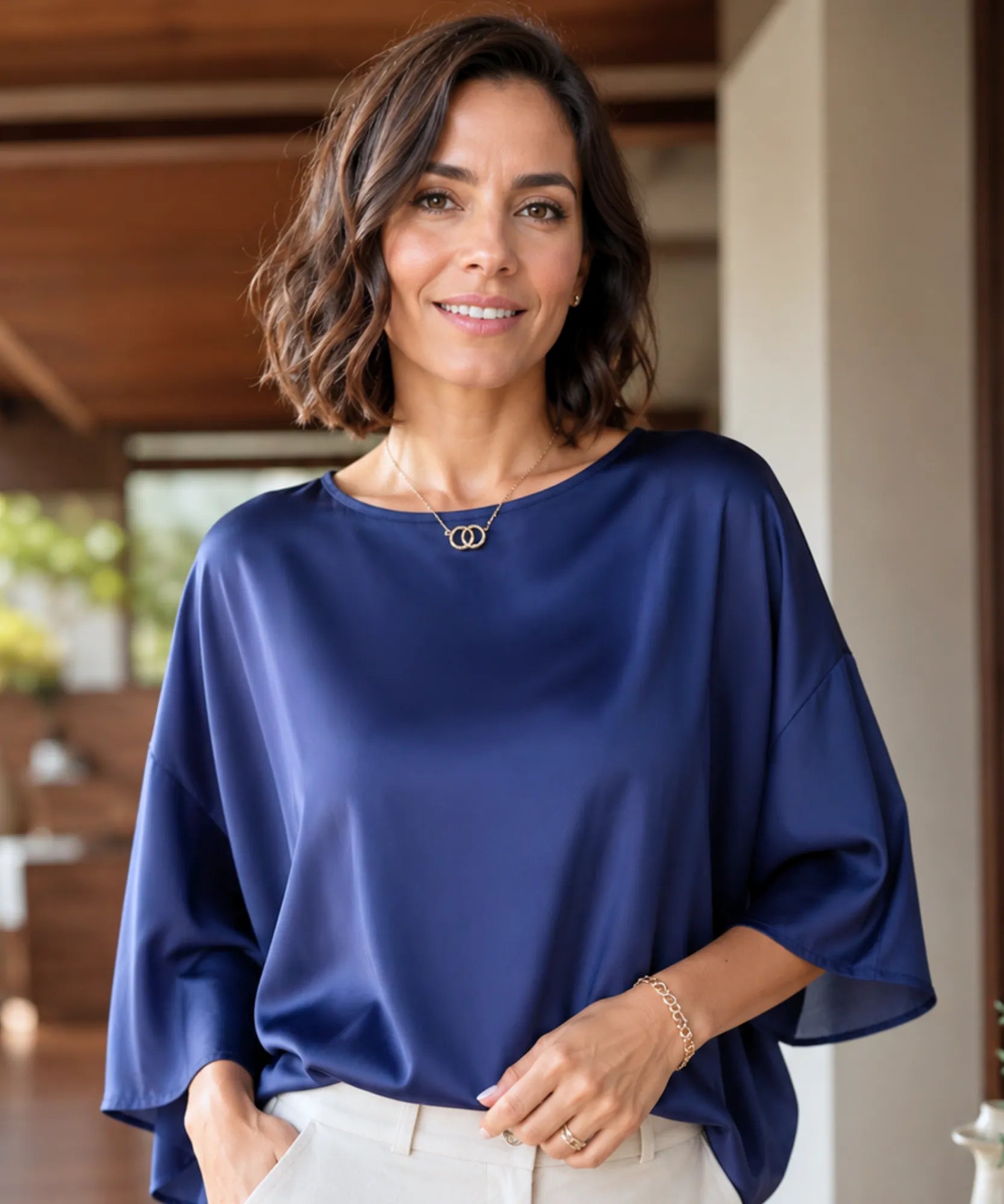 Comprar blusa social feminina em cetim com manga ampla elegante para trabalho ou eventos barata em promoção ANELLIMN