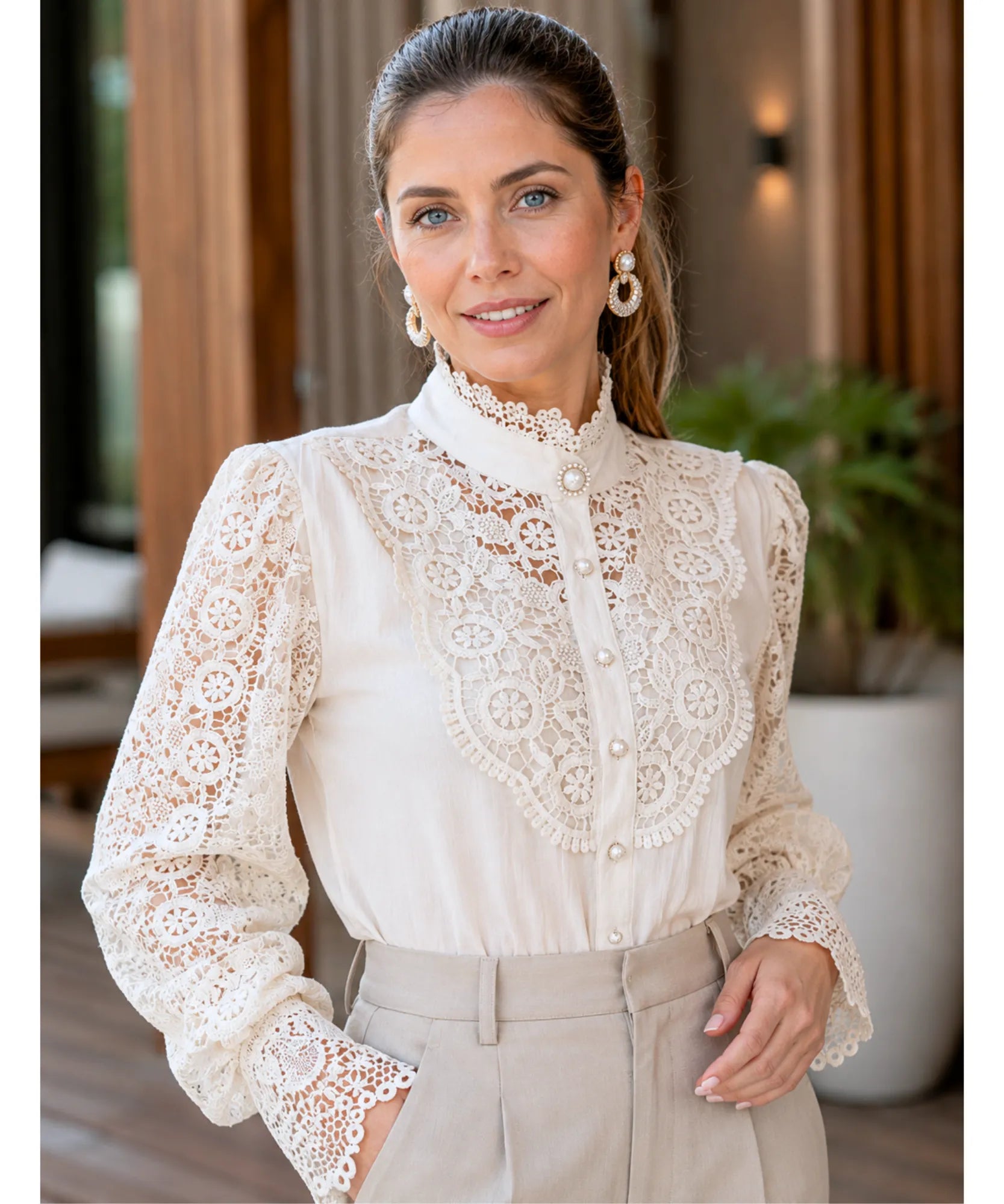 Comprar blusa social feminina renda  para looks sofisticados no trabalho ou eventos barato ANELLIMN