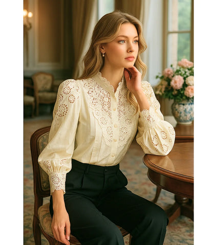 Comprar blusa social feminina renda Bege para looks sofisticados no trabalho ou eventos em promoção Amaro