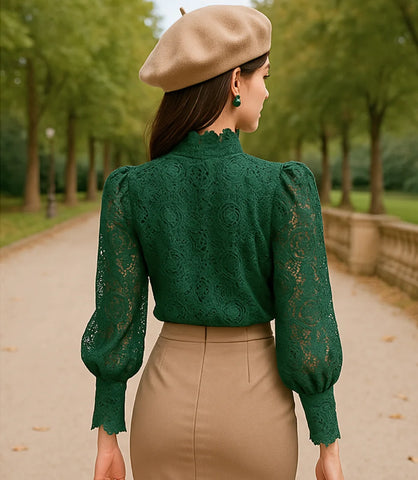 Comprar blusa social feminina renda Verde para looks sofisticados no trabalho ou eventos em promoção Amaro