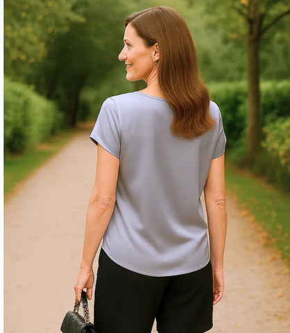 Comprar blusa social feminina seda  cinza manga curta elegante para trabalho ou dia a dia em promoção ZARA
