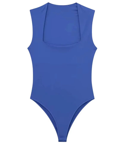 Body decote quadrado azul royal feminino em poliamida fotografado aberto, sem modelo