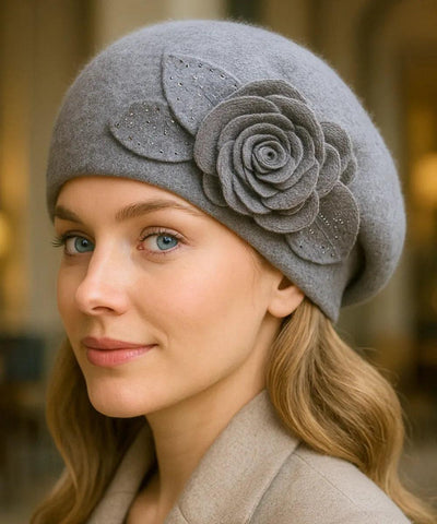 Boina Feminina de Lã com Flor e Bordado Elegante | Campbell