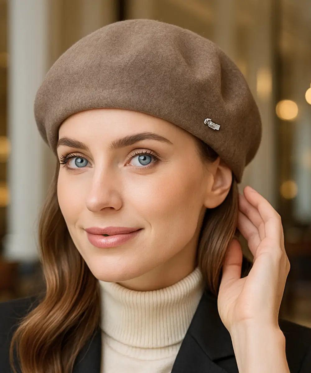 Comprar boina feminina francesa de lã marrom sofisticado e modelagem europeia clássica para looks de inverno com elegância em promoção ZARA
