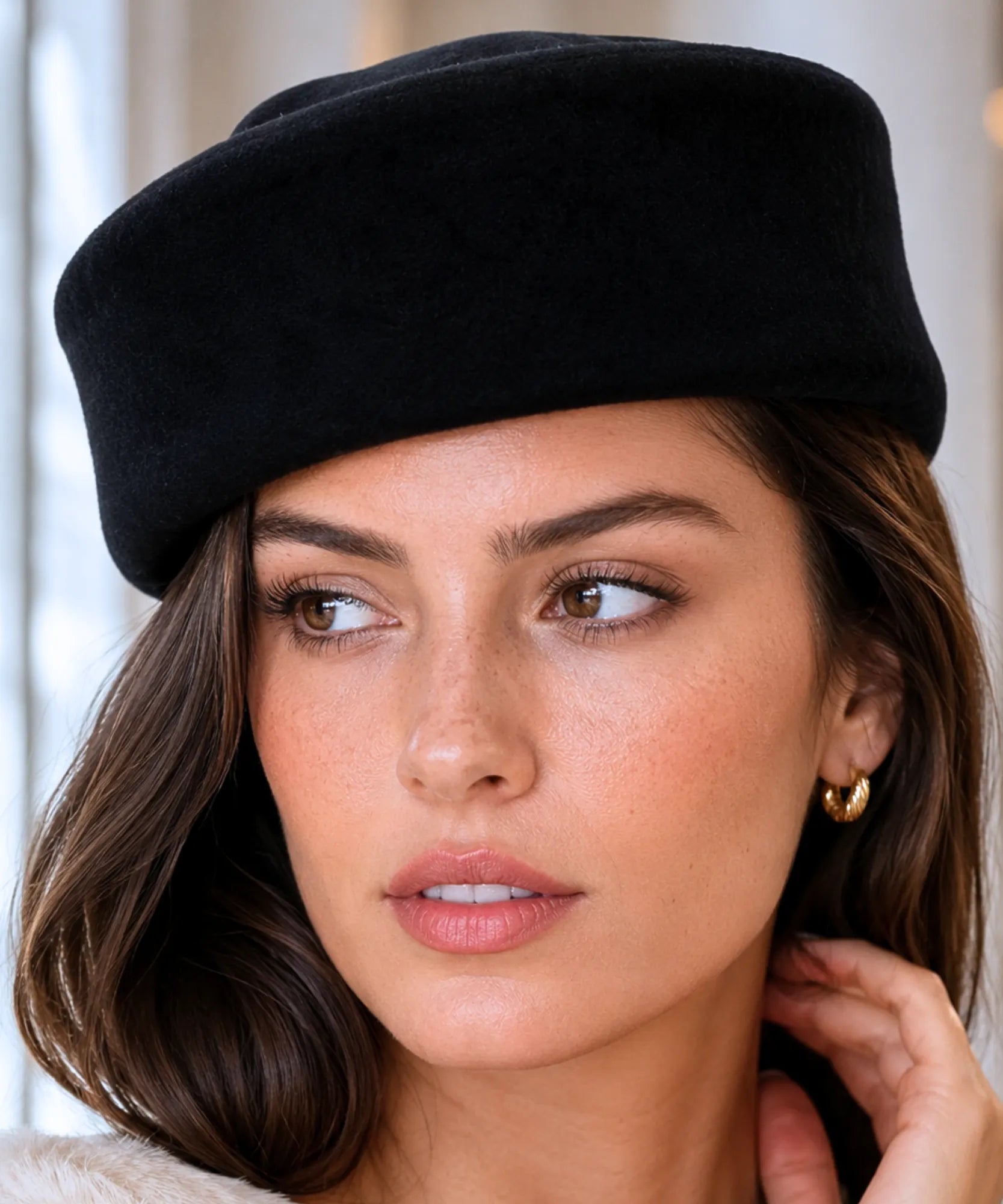 Comprar boina feminina italiana estilo aeromoça 100% lã forro cetim elegante inverno barata em promoção Anellimn