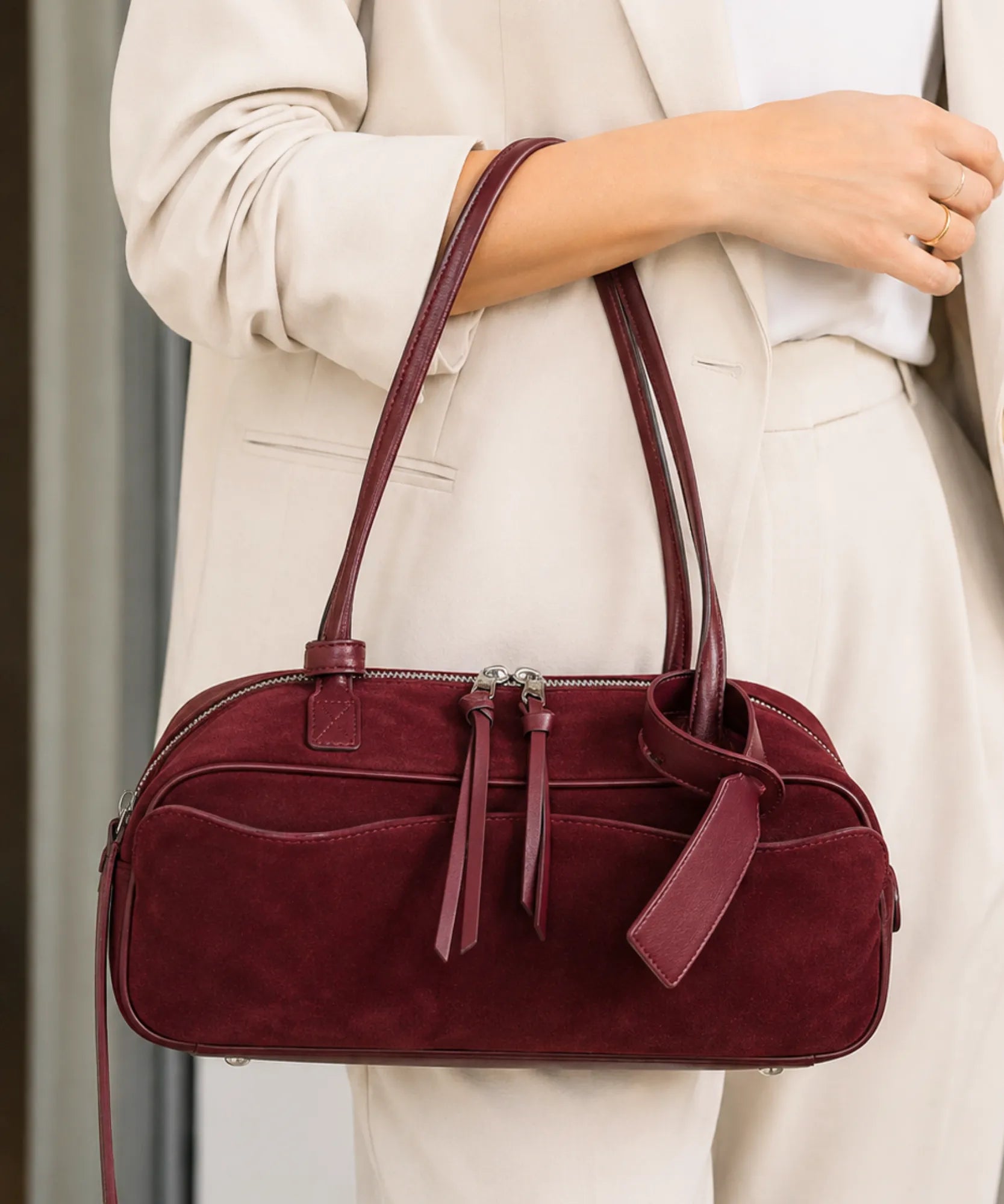 Comprar Bolsa Feminina Grande Camurça Zíper Dourado Espaçosa barato e em promoção ANELLIMN