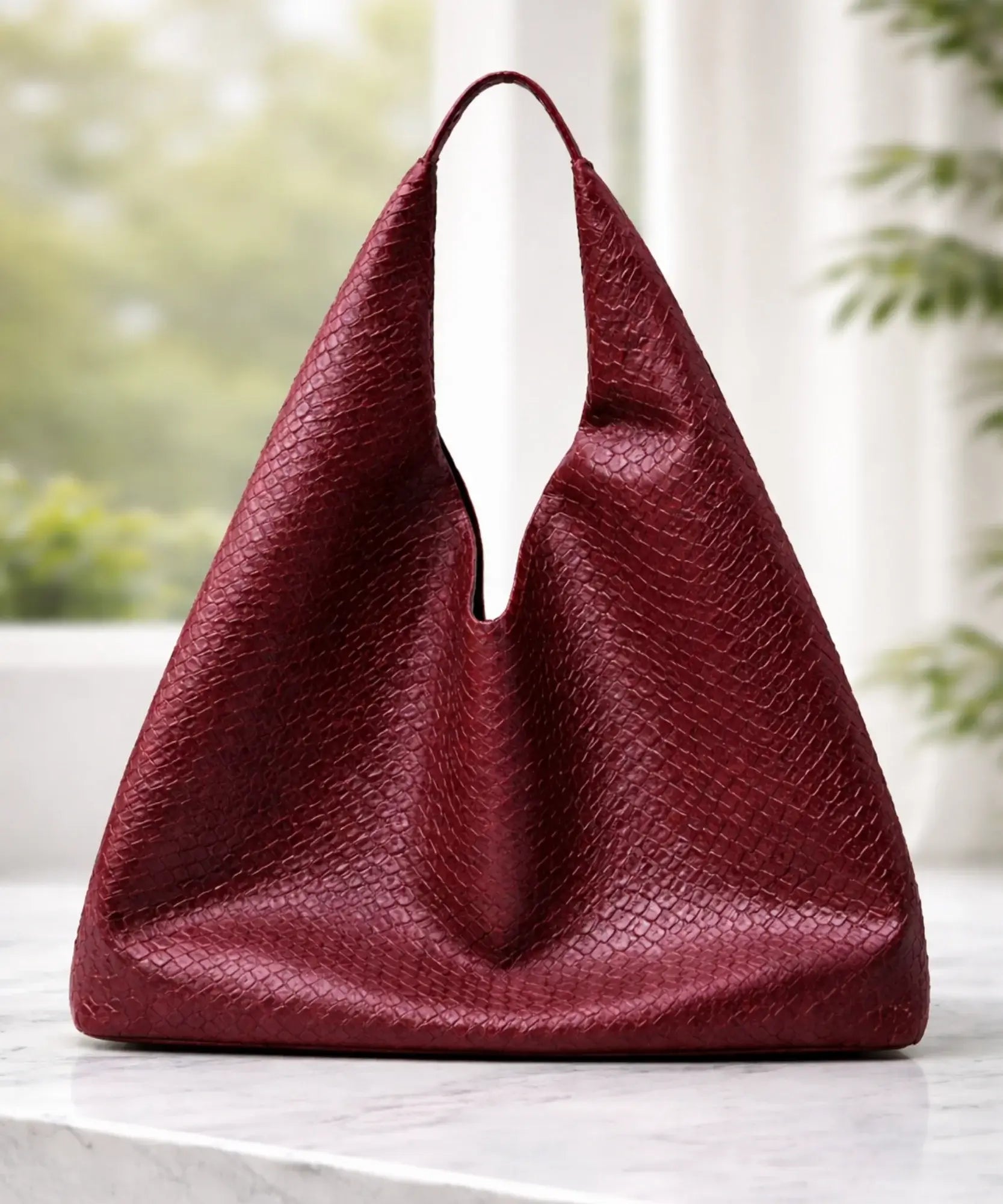 Comprar bolsa feminina média textura trançada hobo com alça ombro espaçosa barato ou em promoção