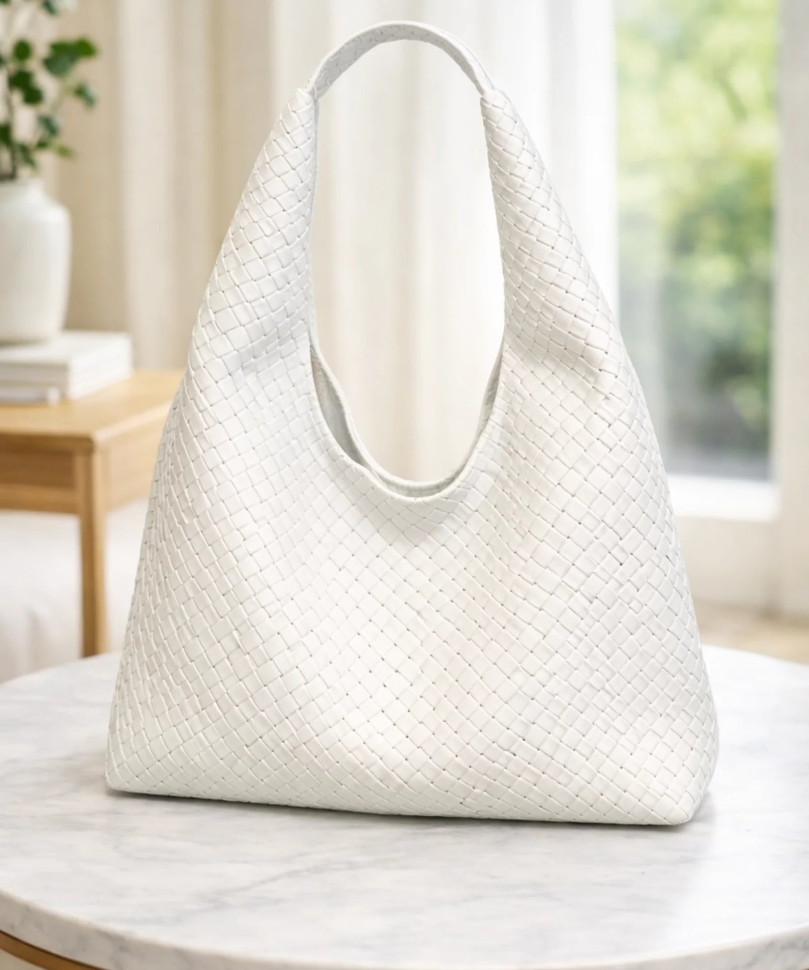 Comprar bolsa feminina média textura trançada hobo com alça ombro espaçosa barato ou em promoção