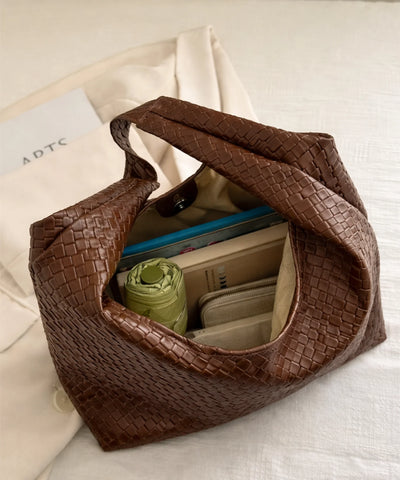 Comprar bolsa feminina média textura trançada hobo com alça ombro espaçosa barato ou em promoção