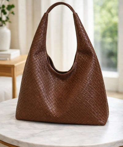 Comprar bolsa feminina média textura trançada hobo com alça ombro espaçosa barato ou em promoção
