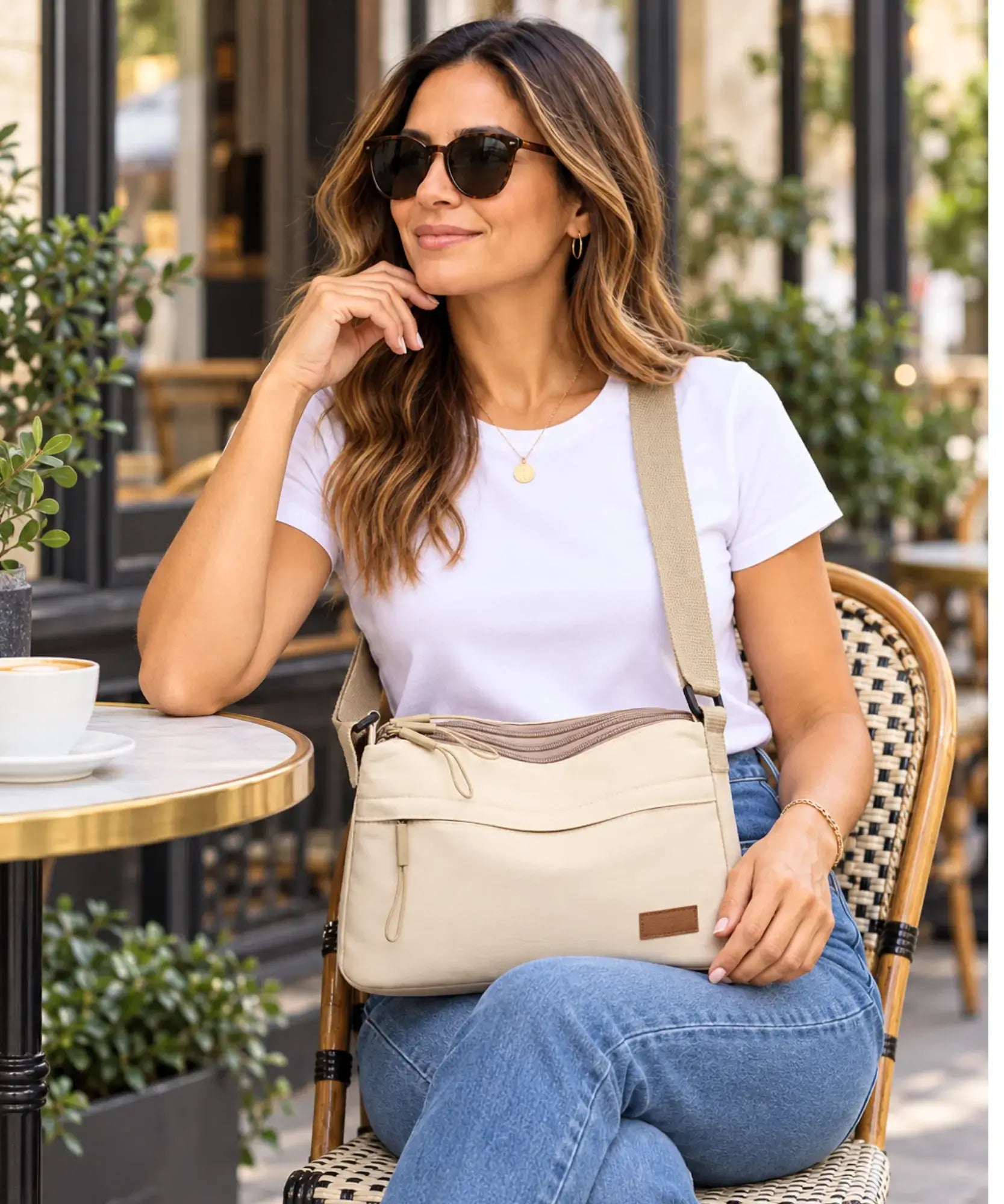 Comprar bolsa transversal feminina pequena de nylon off white barata Anellimn