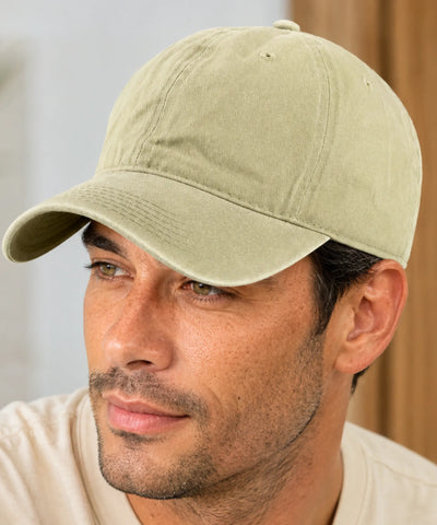Boné masculino dad hat caqui claro estonado visto de lado