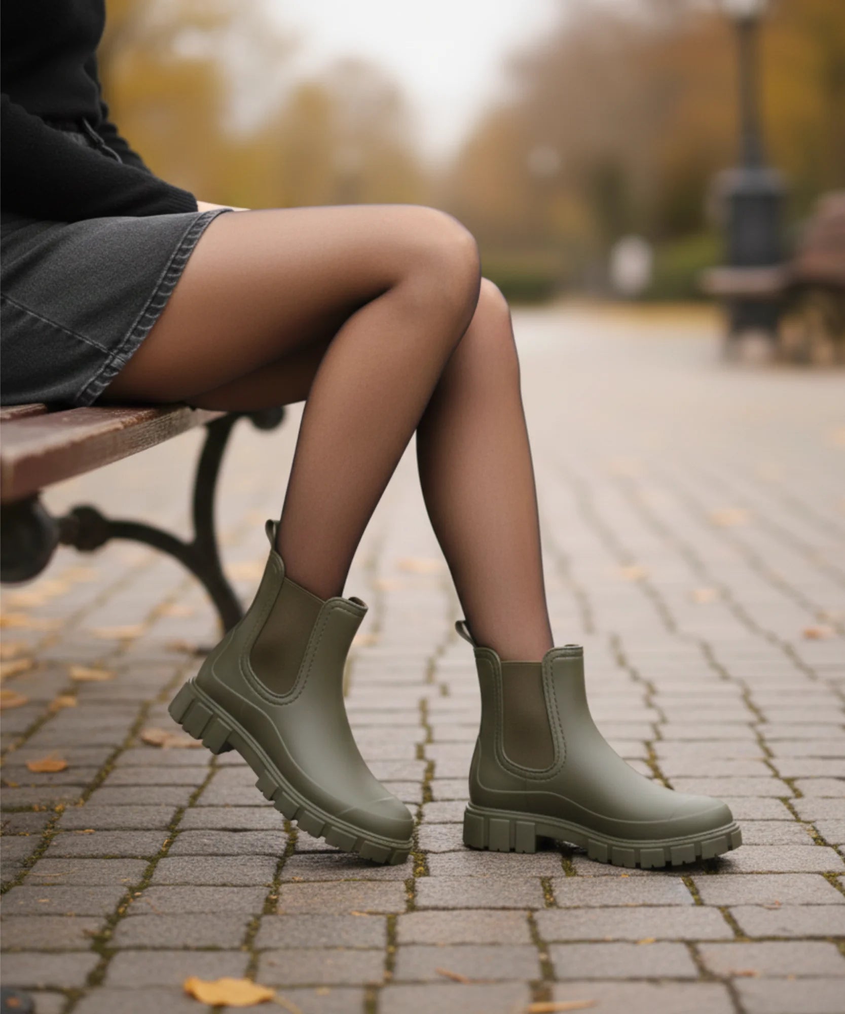  Comprar bota chelsea feminina impermeável cano curto solado tratorado confortável casual trabalho barato promoção
