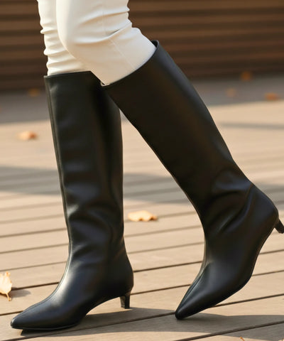 Bota Feminina Cano Longo em Couro Salto Fino Elegante | Marie