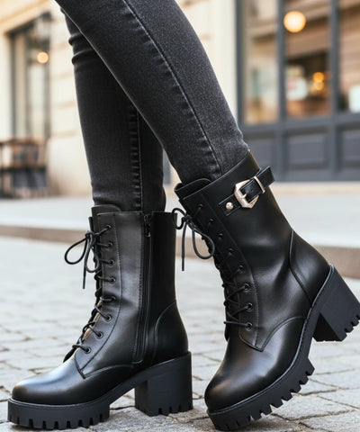 Comprar bota feminina tratorada forrada coturno com salto grosso e cano alto para inverno com conforto térmico e estilo urbano em promoção  VIA MARTE
