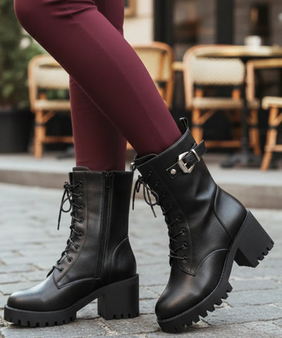 Comprar bota feminina tratorada forrada coturno com salto grosso e cano alto para inverno com conforto térmico e estilo urbano em promoção  VIA MARTE
