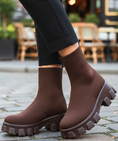 Comprar Bota feminina tratorada knit para inverno urbano com conforto térmico, cano médio elástico e solado antiderrapante promoção AREZZO