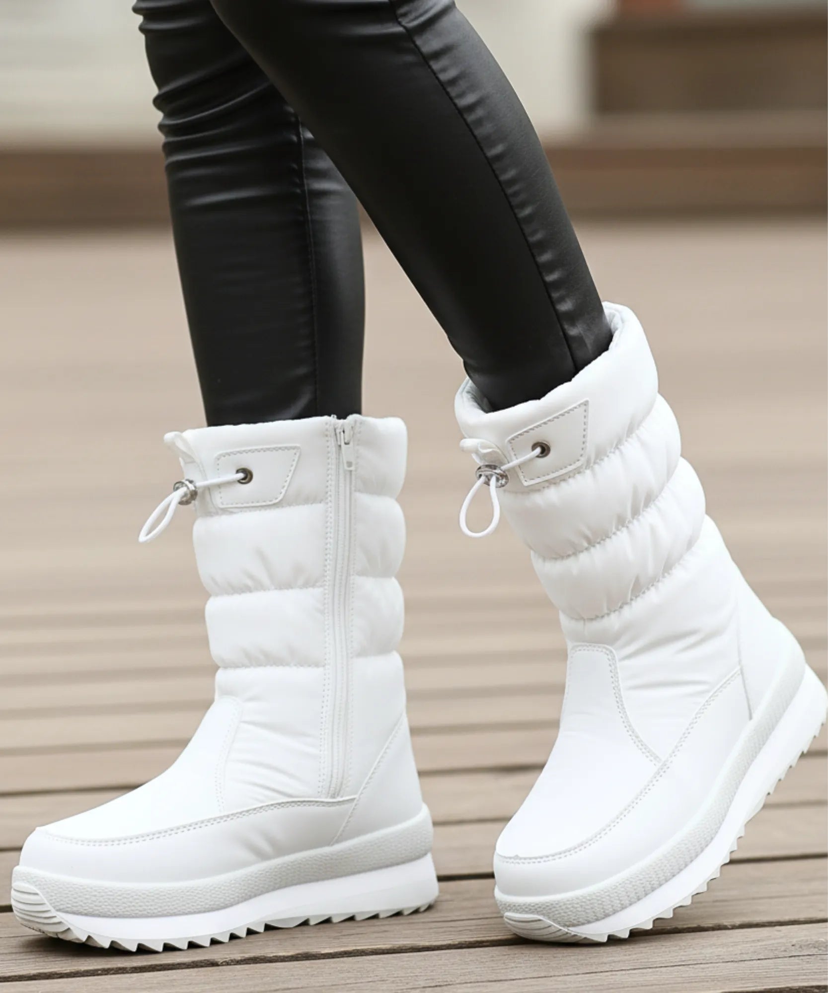 Comprar bota impermeável feminina térmica acolchoada forro pelúcia cano médio zíper lateral plataforma antiderrapante inverno promoção VIZZANO