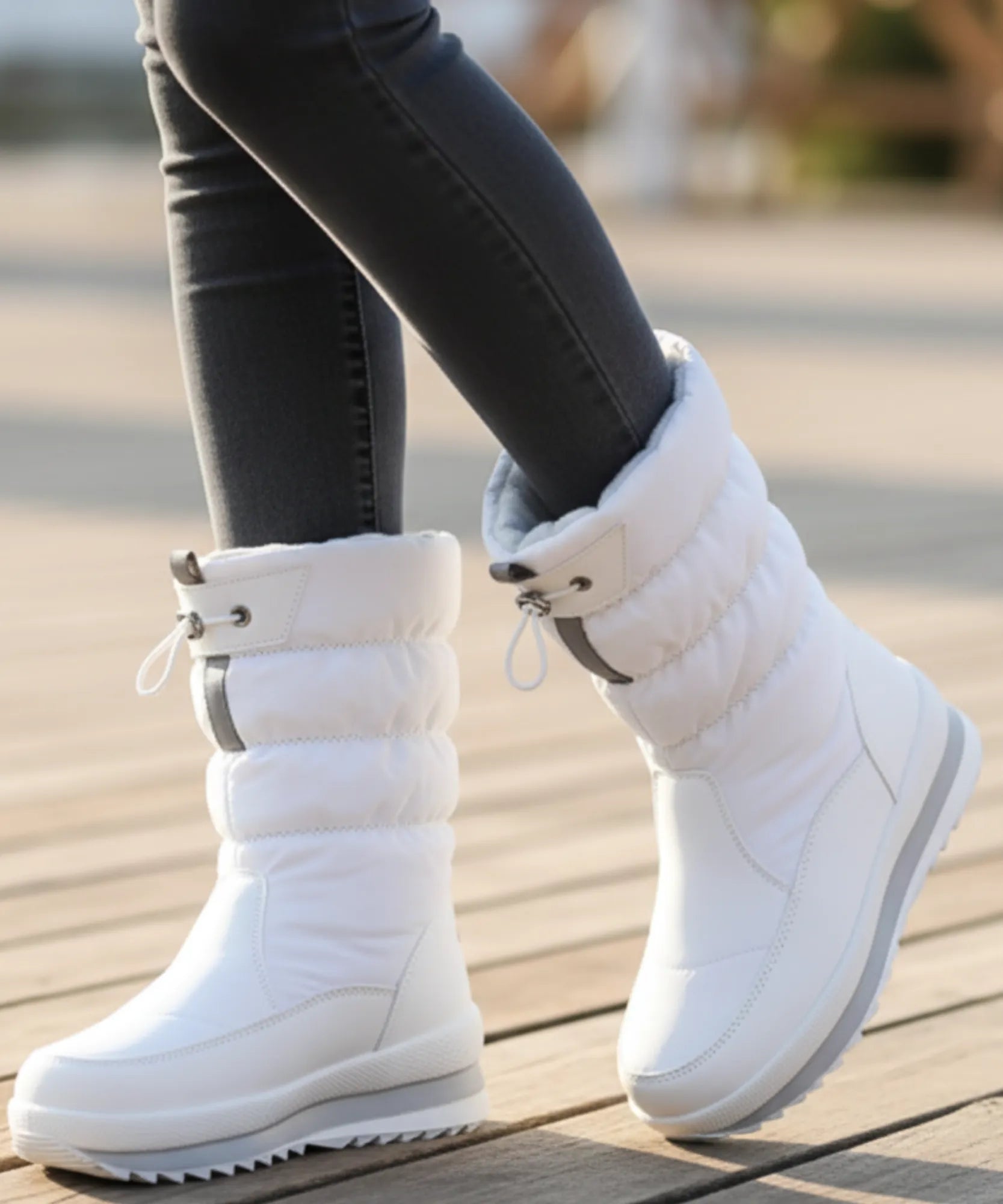 Comprar bota impermeável feminina térmica acolchoada forro pelúcia cano médio zíper lateral plataforma antiderrapante inverno promoção VIZZANO