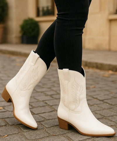 Bota texana feminina branco cano médio country, salto baixo confortável para looks urbanos e invernais em promoção AREZZO