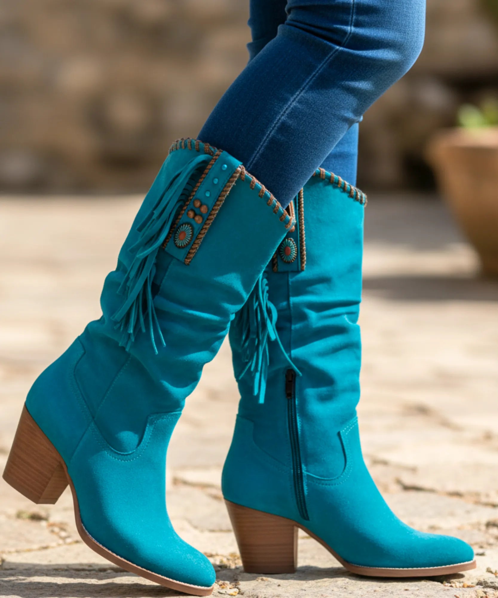 Comprar bota texana feminina com franjas e salto bloco estilo country confortável e elegante em oferta exclusiva barato VIZZANO