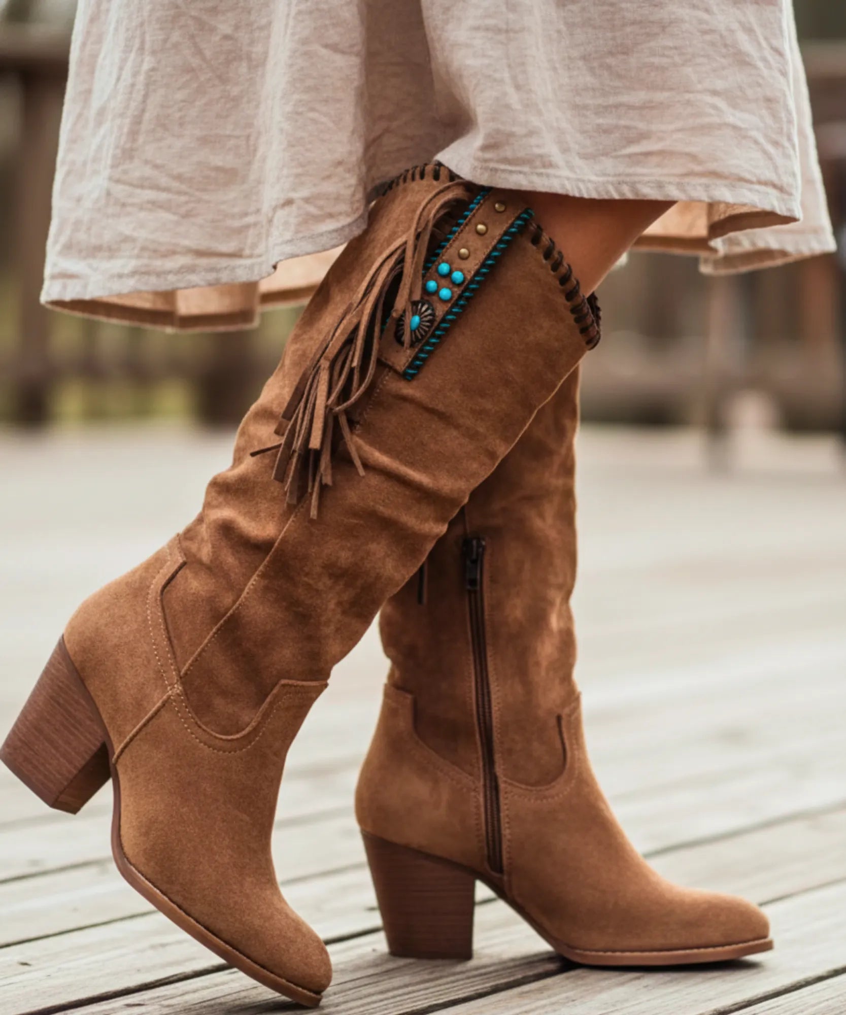 Comprar bota texana feminina com franjas e salto bloco estilo country confortável e elegante em oferta exclusiva barato VIZZANO