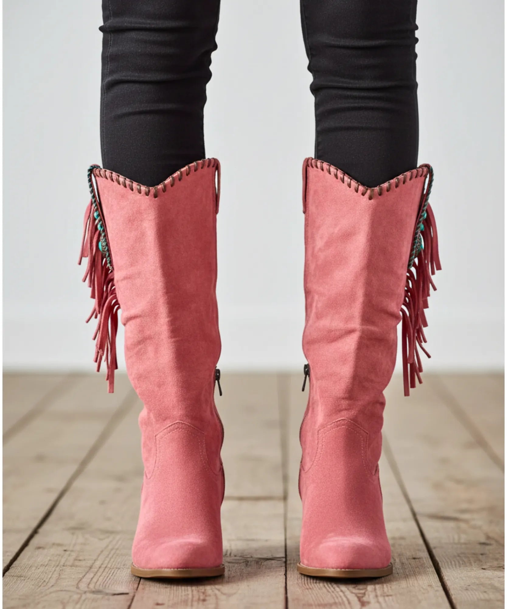 Comprar bota texana feminina com franjas e salto bloco estilo country confortável e elegante em oferta exclusiva barato VIZZANO
