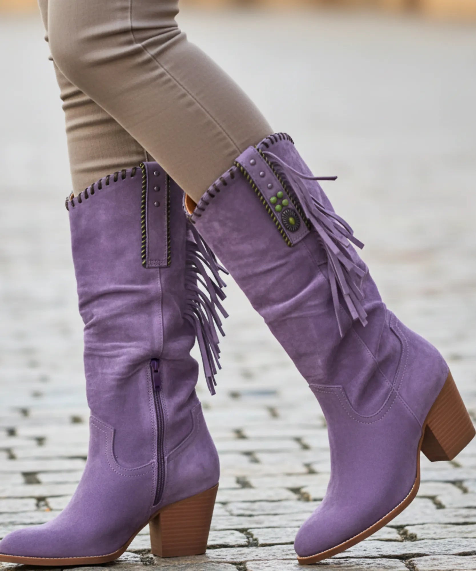 Comprar bota texana feminina com franjas e salto bloco estilo country confortável e elegante em oferta exclusiva barato VIZZANO
