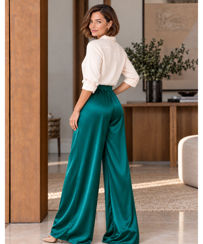 Comprar calça acetinada pantalona cintura alta azul petróleo vista de costas em promoção Anellimn