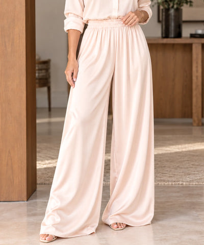 Comprar calça acetinada feminina pantalona nude em promoção Anellimn