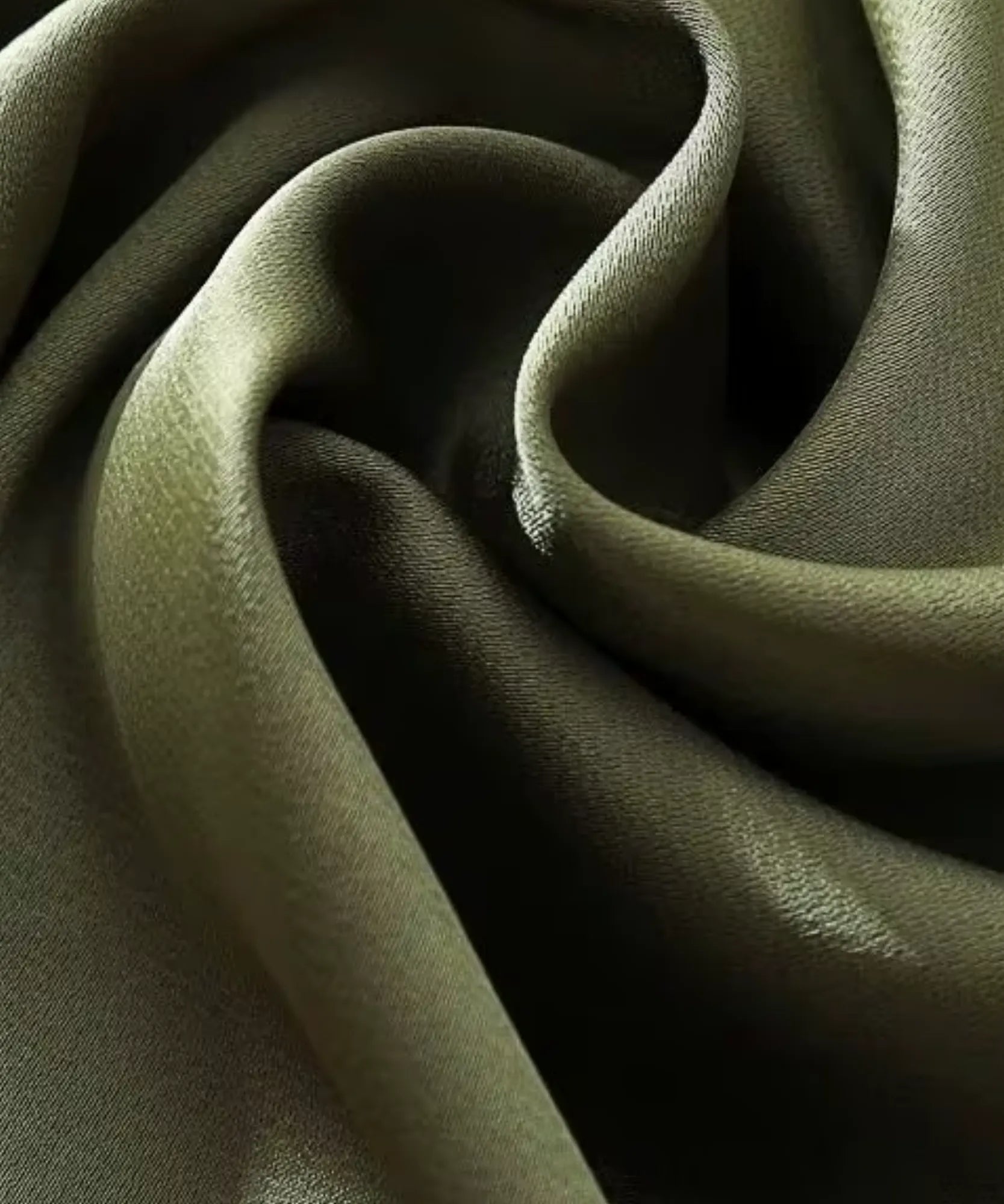 Comprar calça acetinada feminina com tecido de cetim fluido em promoção Anellimn