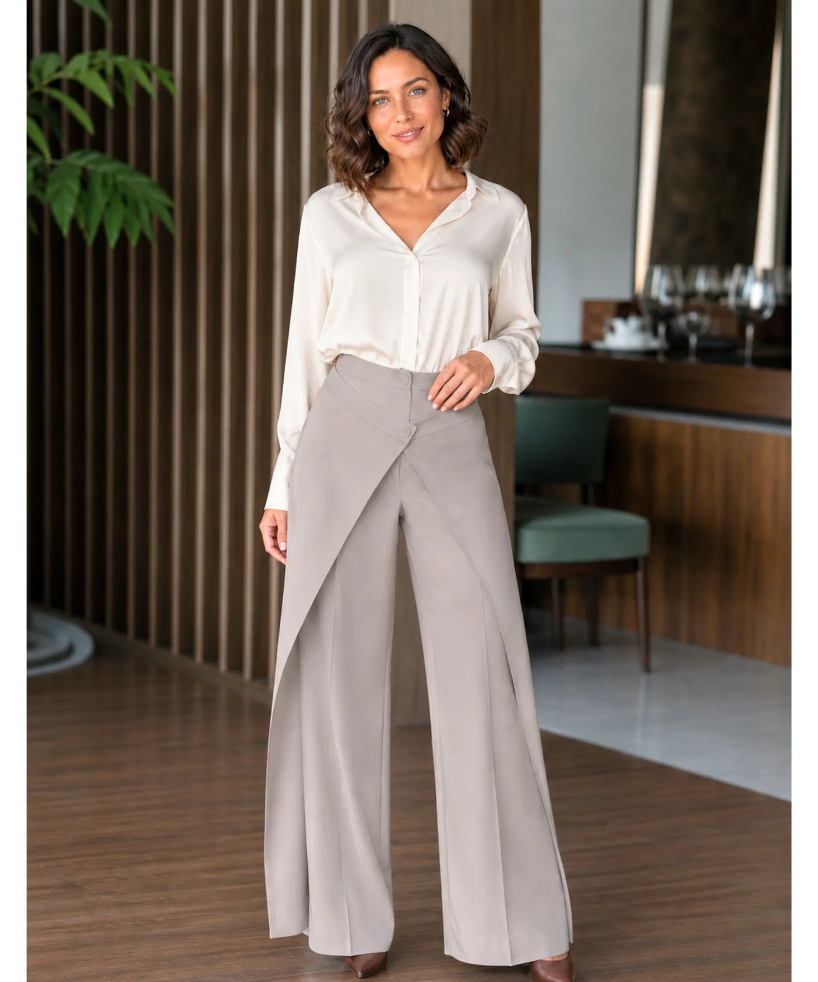 Comprar Calça Alfaiataria Wide Leg Feminina cintura alta com sobreposição frontal barato em promoção ANELLIMN