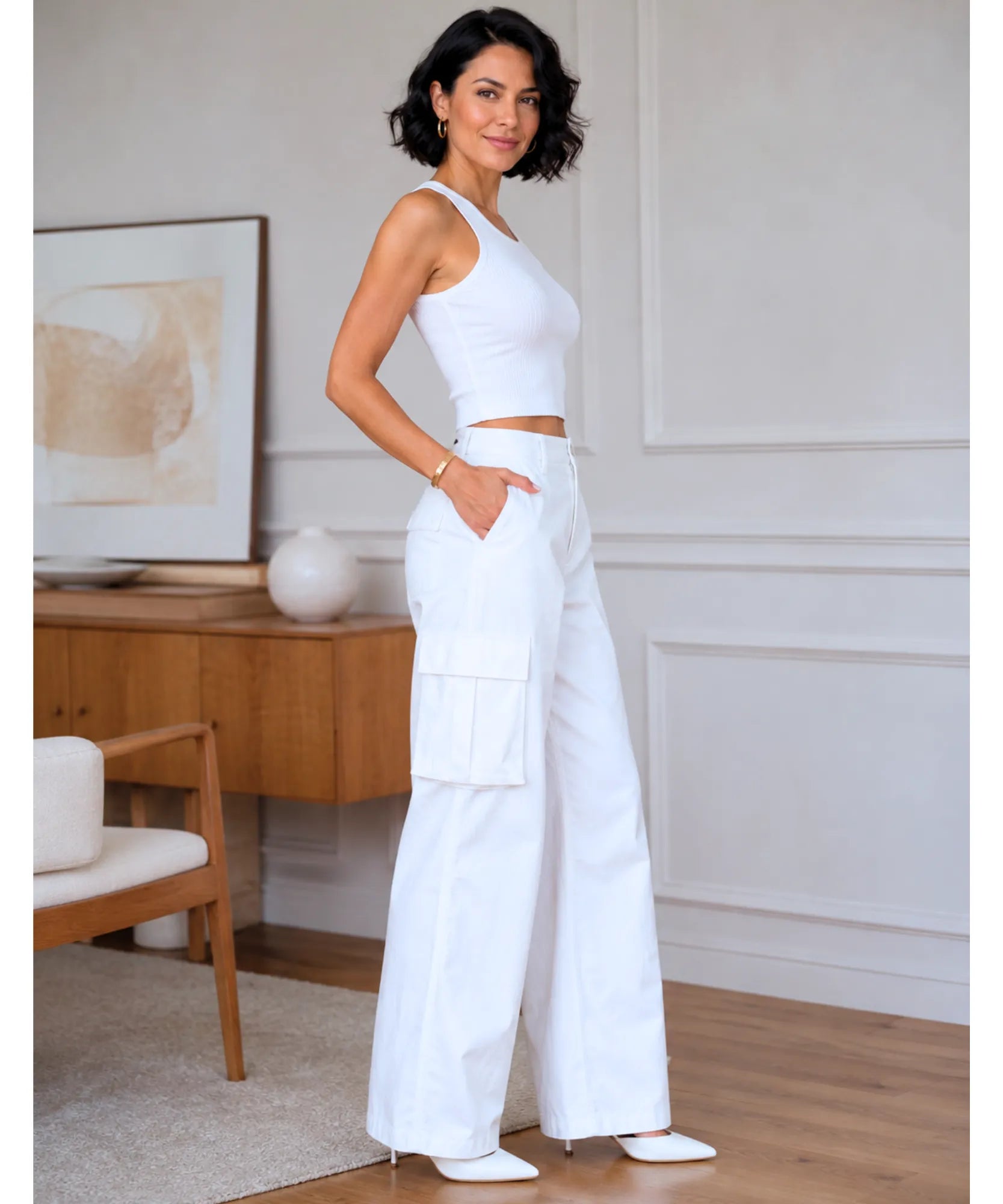 Comprar calça cargo feminina branca com bolso em promoção Anellimn