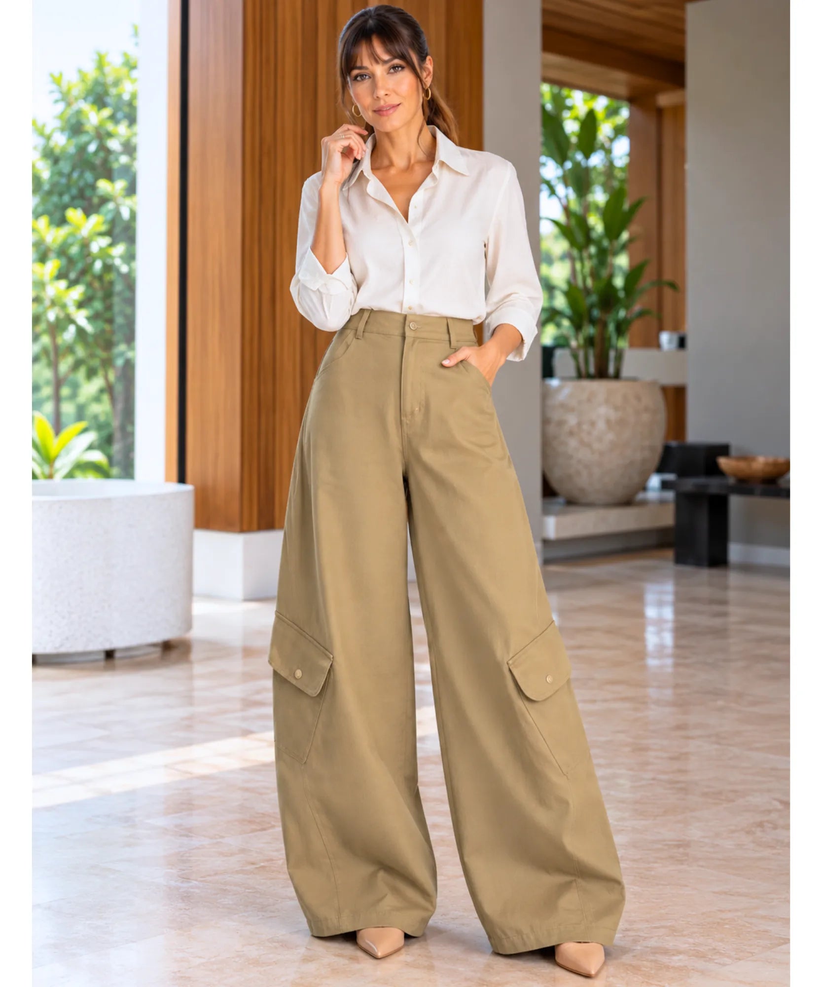 Comprar calça cargo pantalona bege com bolsos laterais barata Anellimn