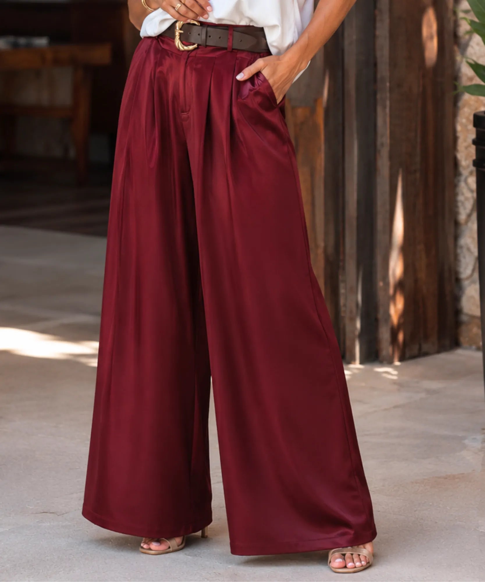 Comprar calça de cetim feminina pantalona vinho com cinto em promoção Anellimn
