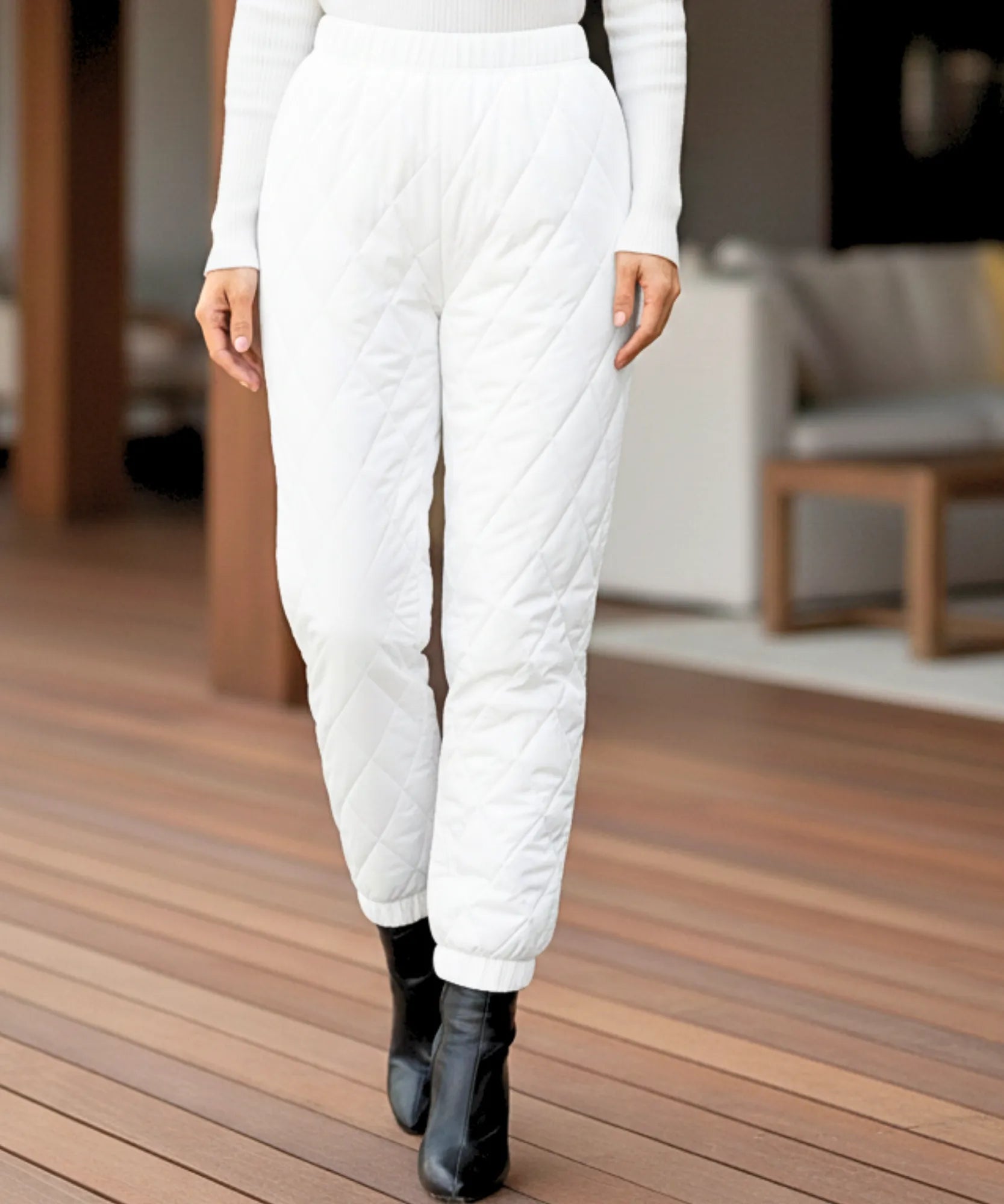 Comprar calça feminina matelassê acolchoada jogger streetwear casual cintura alta bolsos inverno em promoção ZARA
