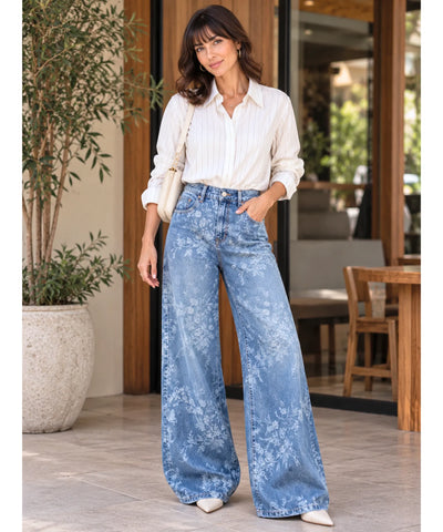 Comprar calça jeans bordada feminina com camisa branca azul claro em promoção Anellimn