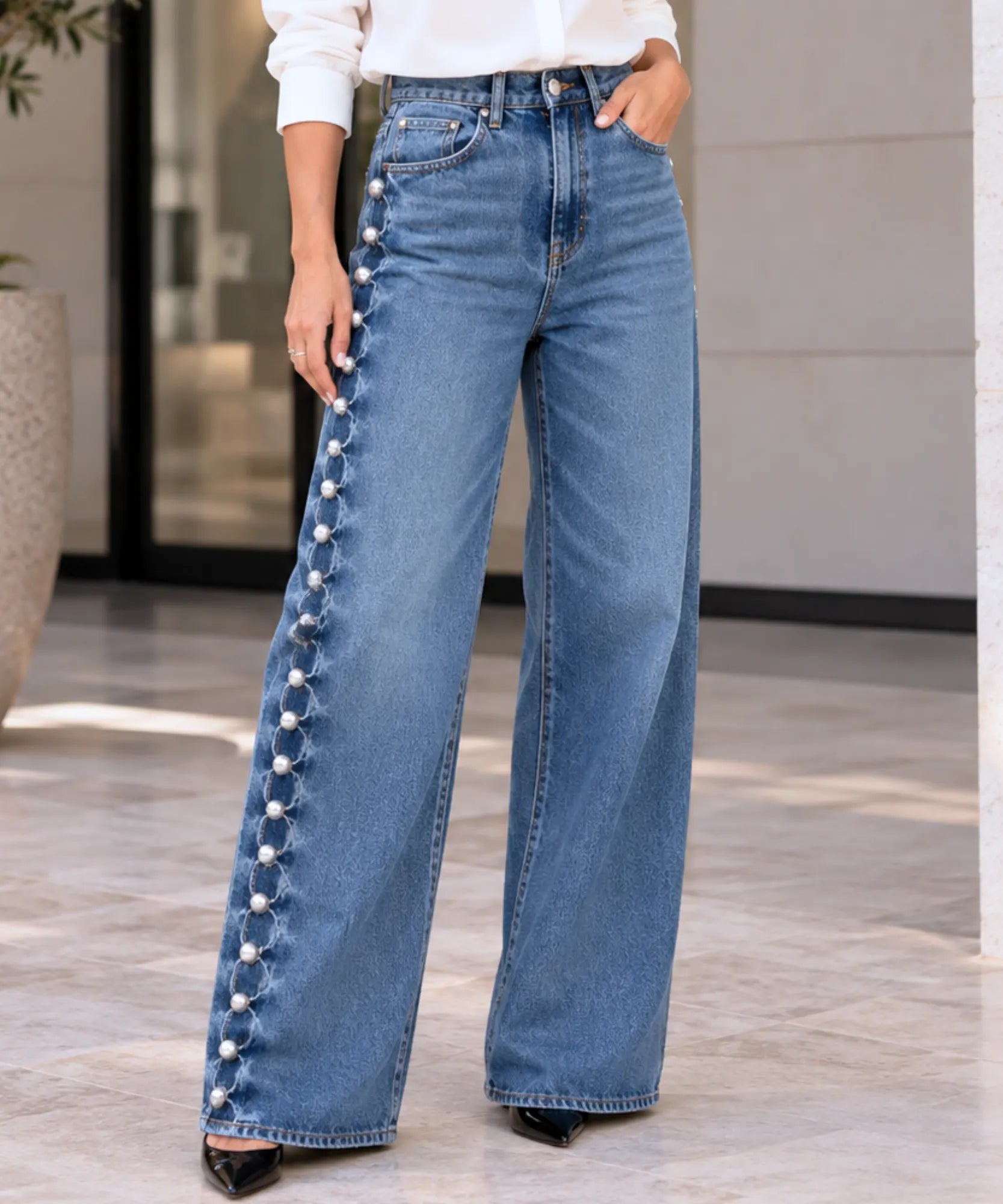 Comprar calça jeans com tachas laterais pantalona cintura alta azul claro em promoção Anellimn