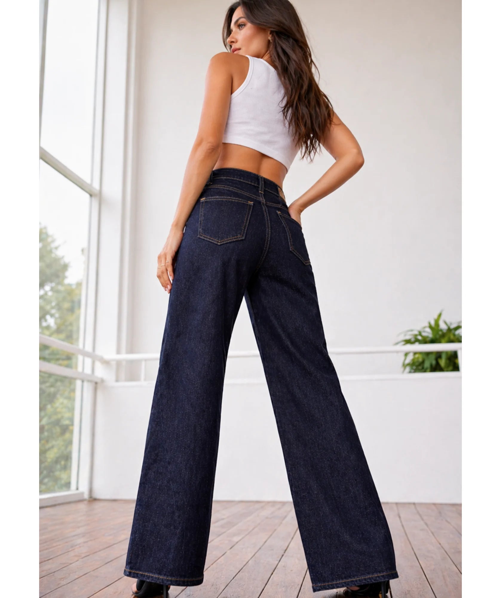 Comprar calça jeans wide leg feminina cós assimétrico transpassado lavagem estonada em promoção ZARA