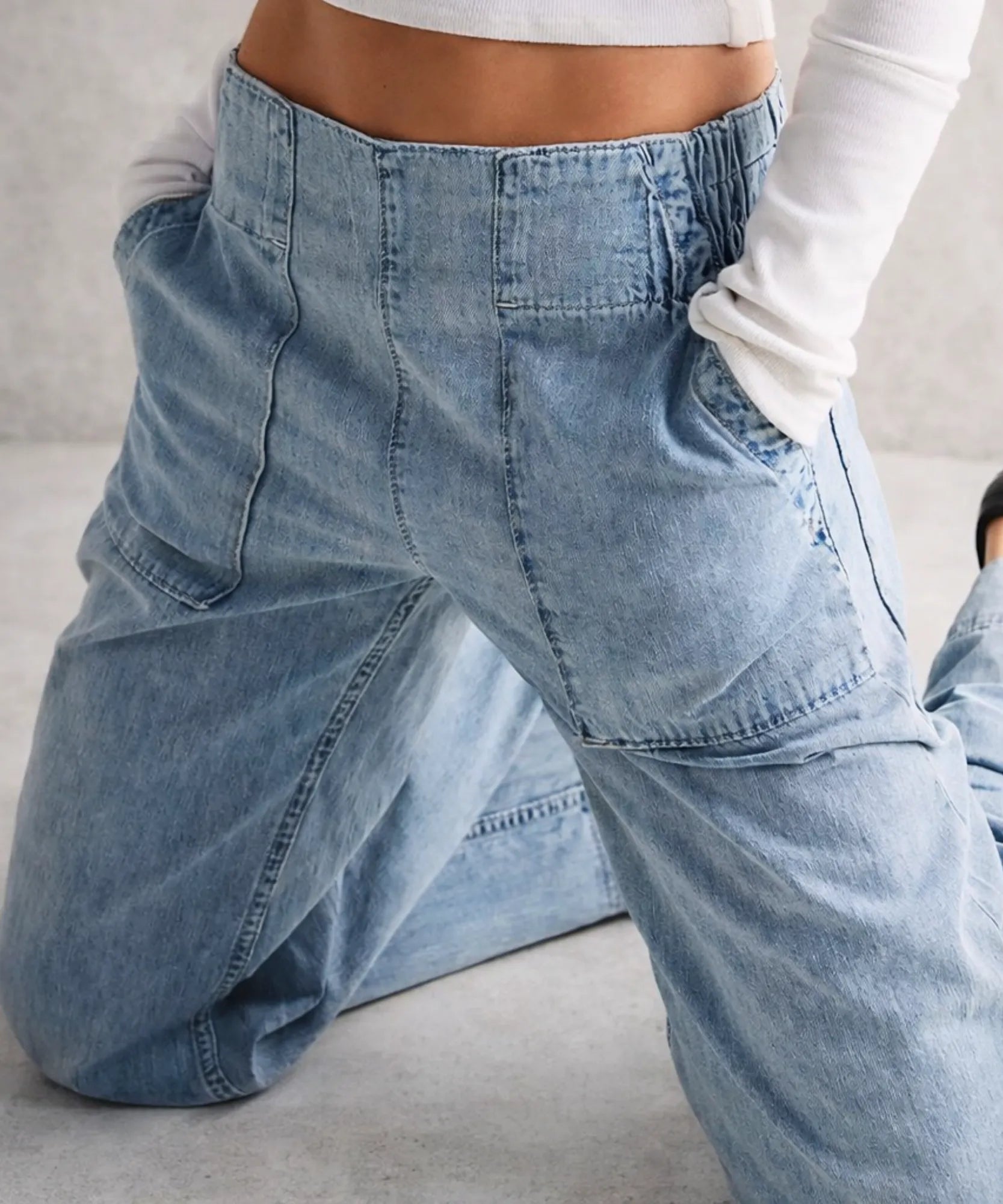 Comprar calça jeans wide leg feminina cós elástico sem botão bolso frontal em promoção ZARA