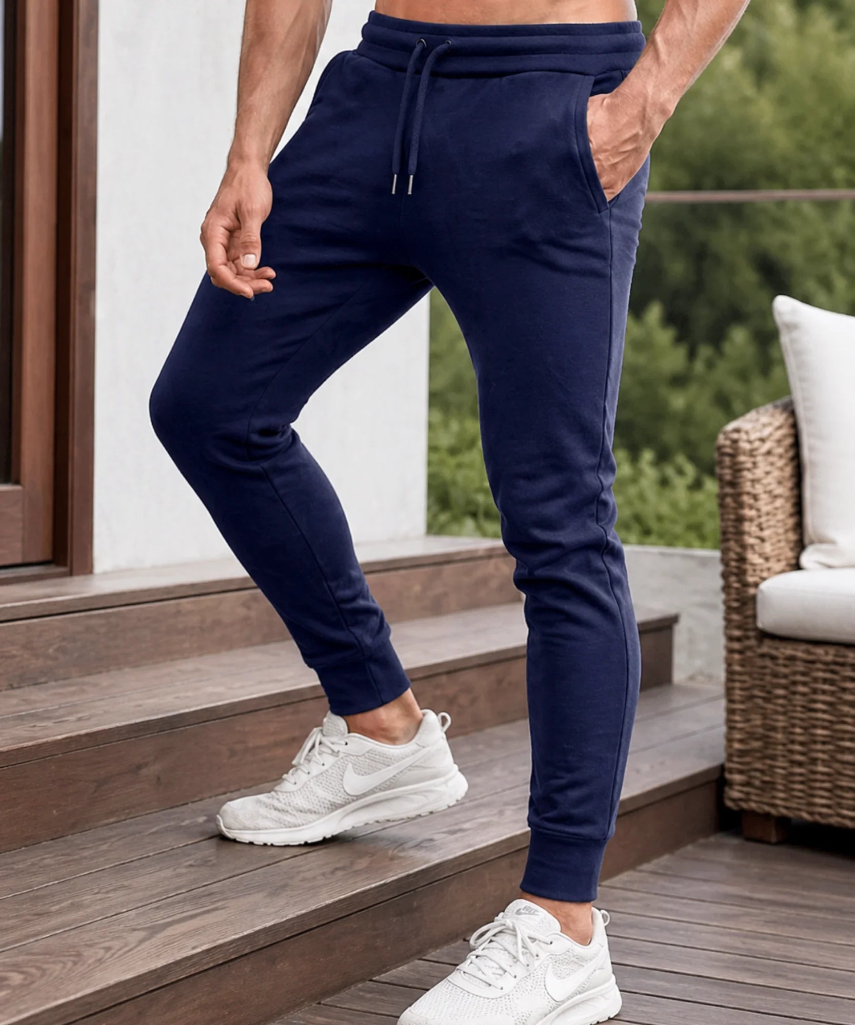 Comprar calça moletom masculina jogger slim com punho canelado e bolsos laterais para academia e treino barata ANELLIMN