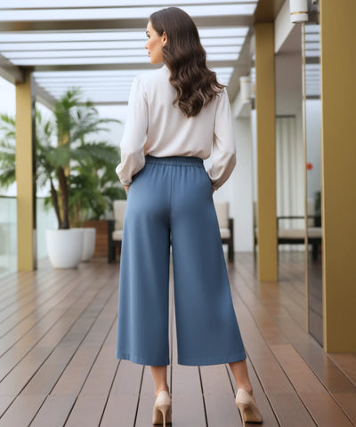 Comprar calça pantalona feminina algodão midi cintura alta com pregas frontais e bolsos em promoção ZARA