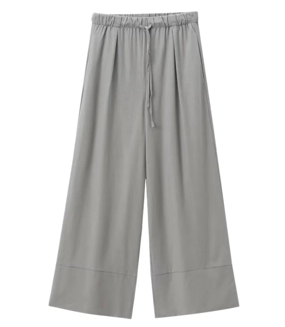 Calça pantalona feminina cinza, peça still sem modelo