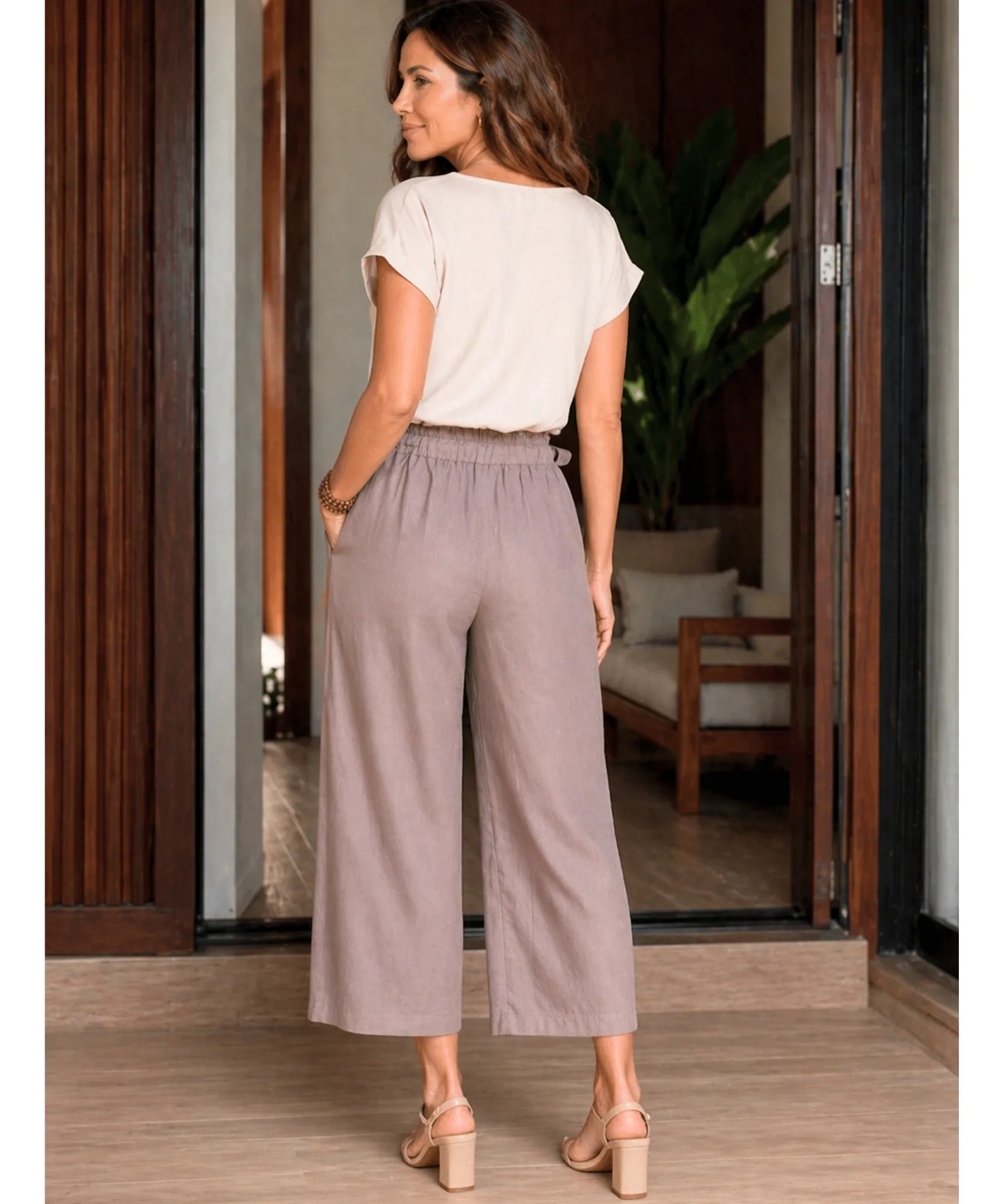 Comprar calça pantalona feminina algodão midi cintura alta com pregas frontais e bolsos ZARA