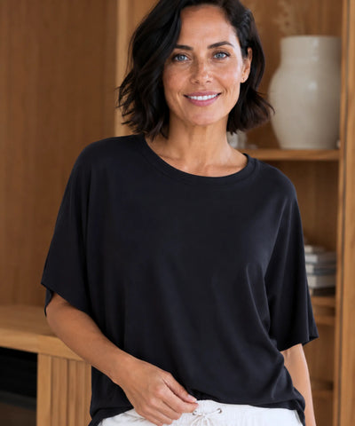 Comprar camiseta blusa oversized feminina preta barato Anellimn